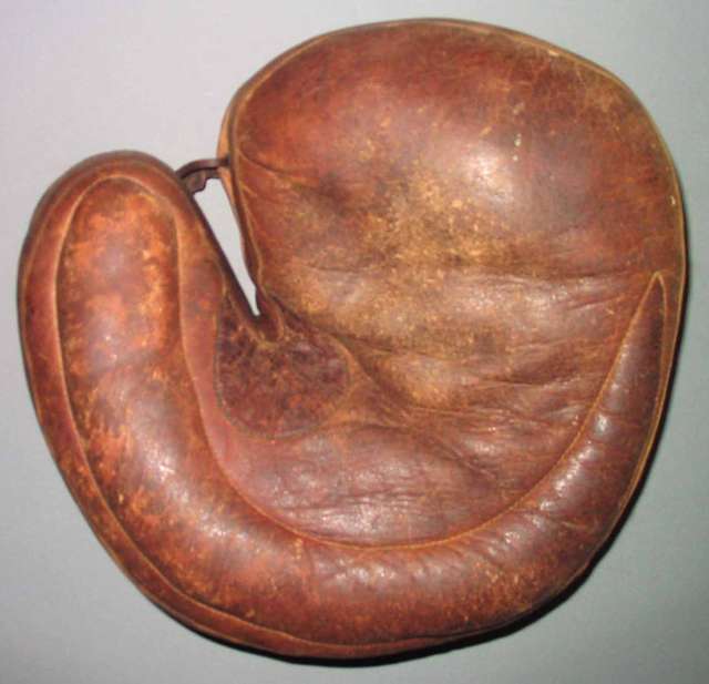 c. 1890's Crescent Mitt Hook & Eye Front